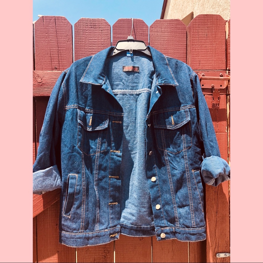 Dark blue jean boyfriend jacket *New*